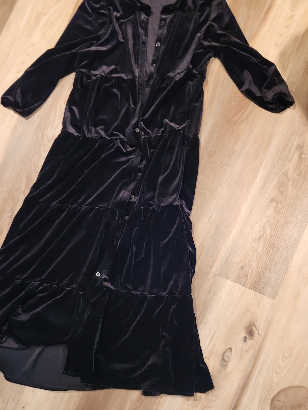 Women's Velvet Button-Front Duster Maxi Dress - Black
